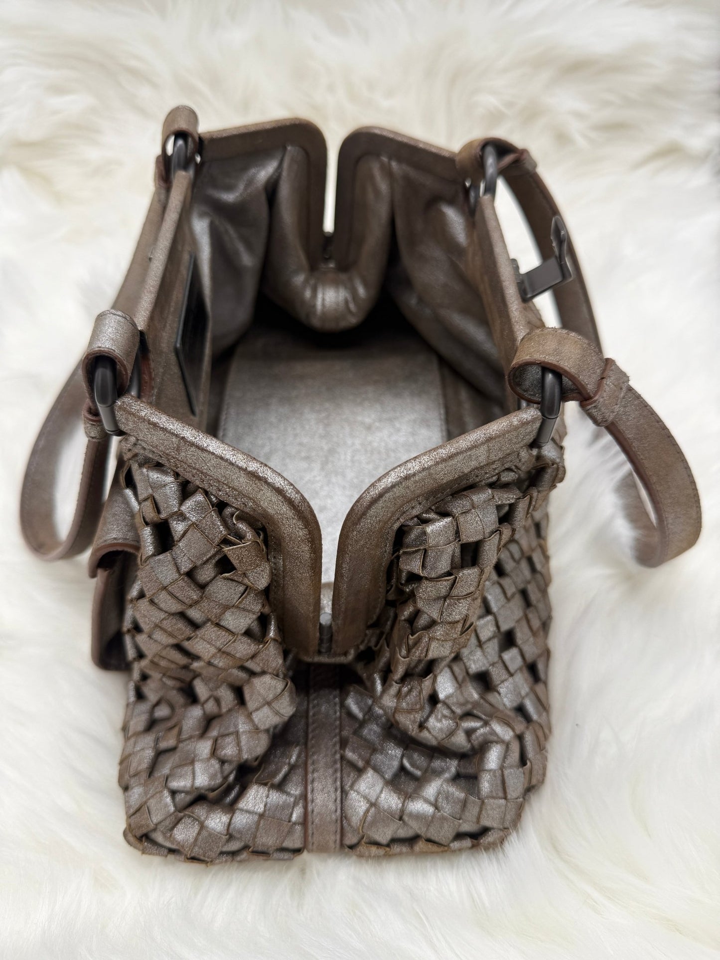 Bottega Veneta Limited Ed. Intrecciato Frame Bag - Styles via Sina