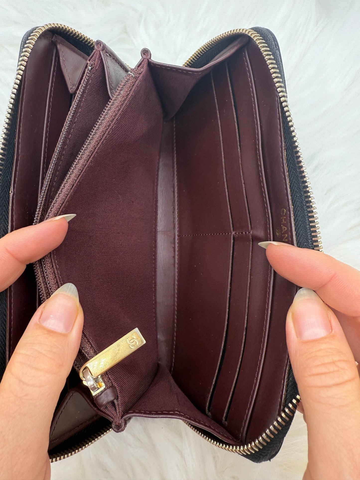 Chanel Black Caviar Zipper Wallet - Styles via Sina