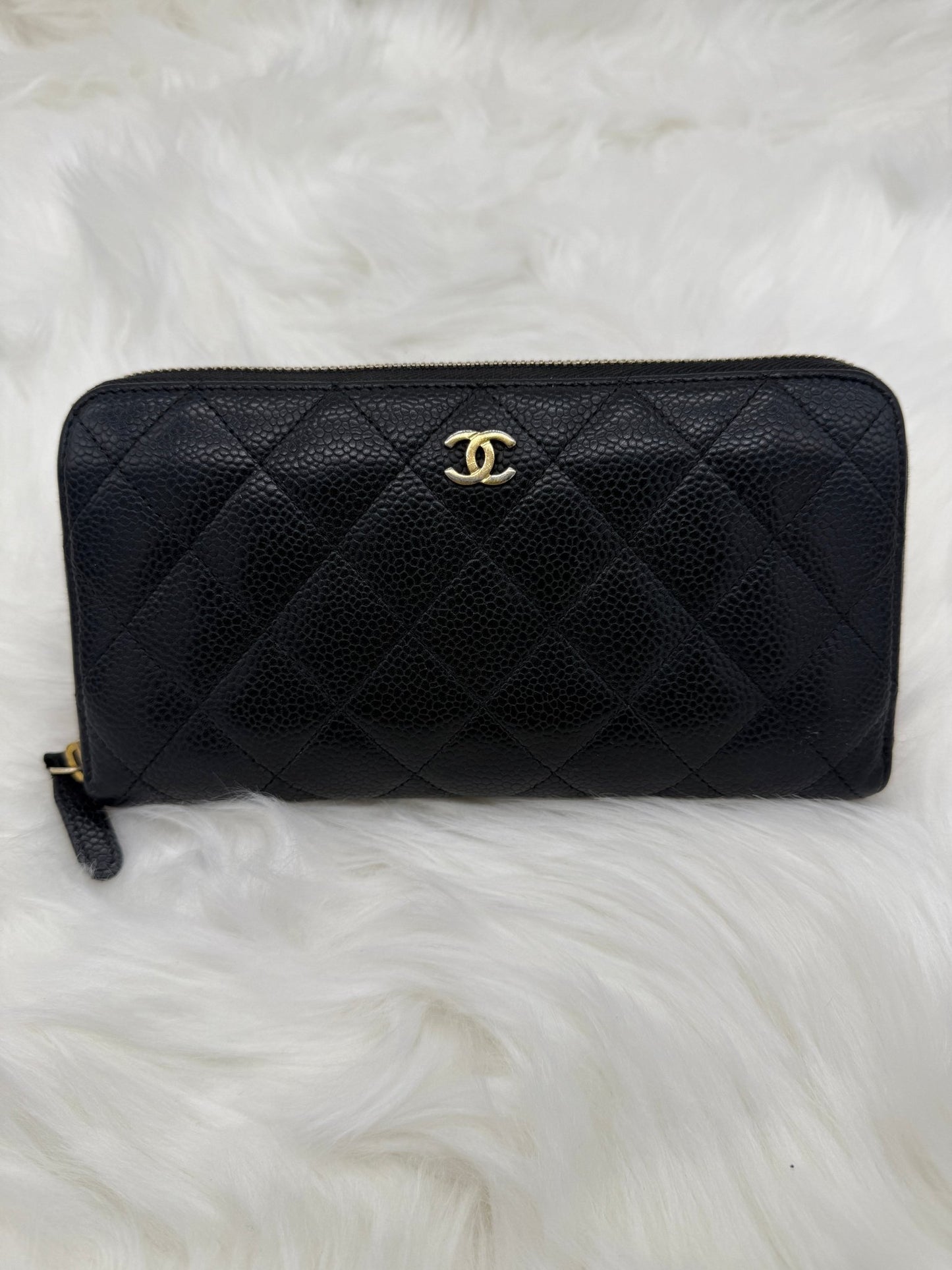 Chanel Black Caviar Zipper Wallet - Styles via Sina