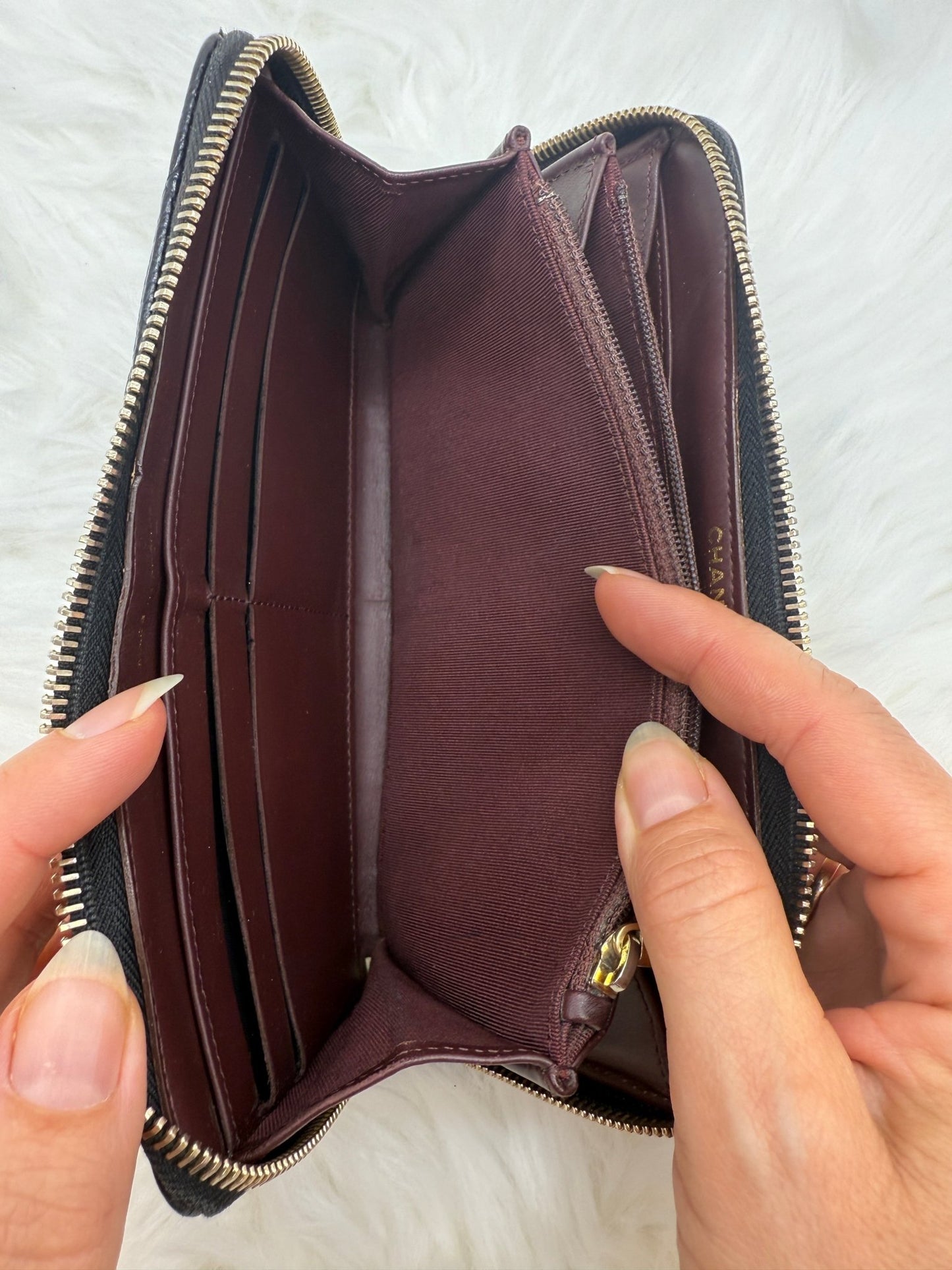 Chanel Black Caviar Zipper Wallet - Styles via Sina