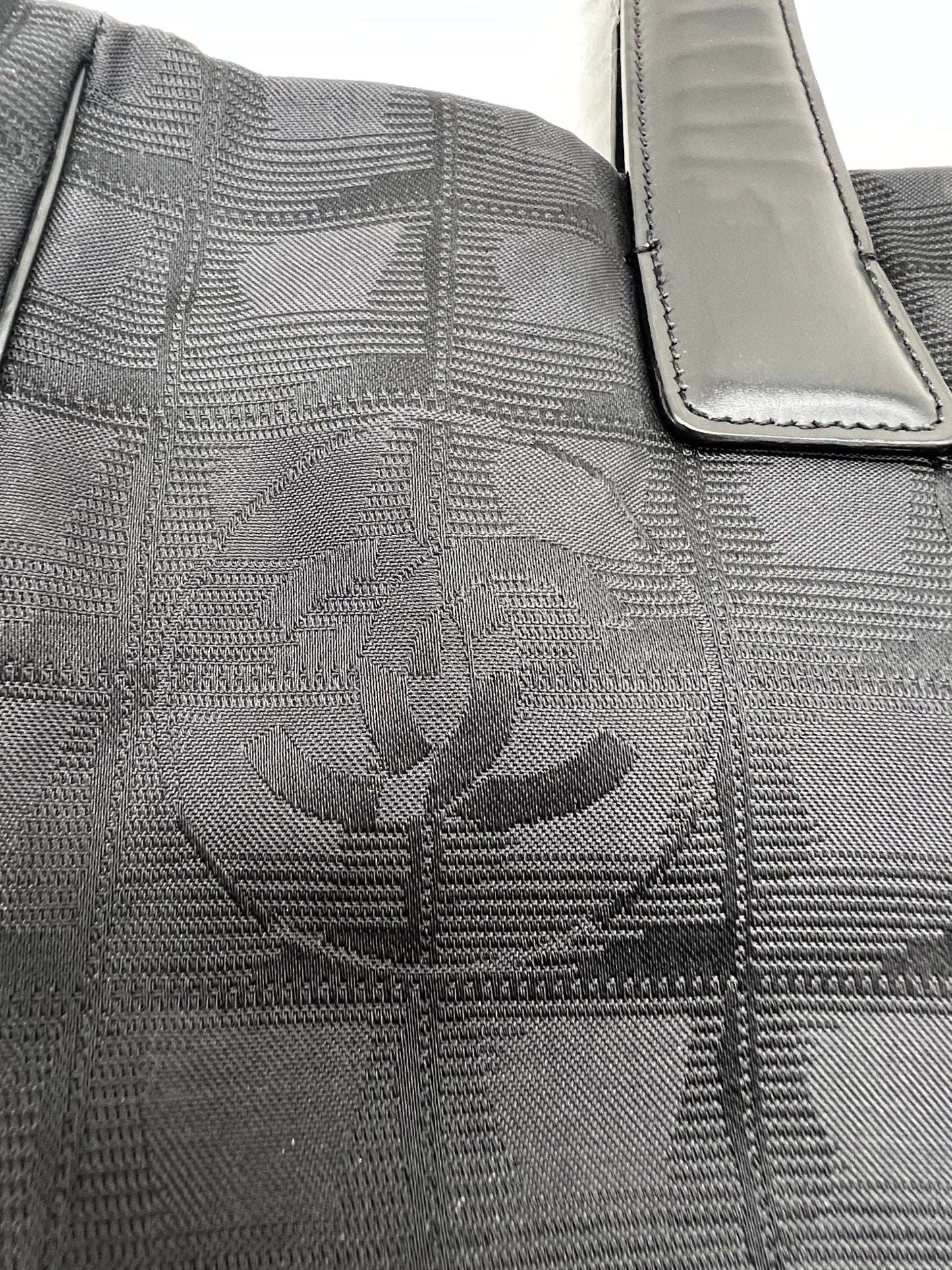 Chanel CC Logo Medium Nylon Ligne Tote Black - Styles via Sina
