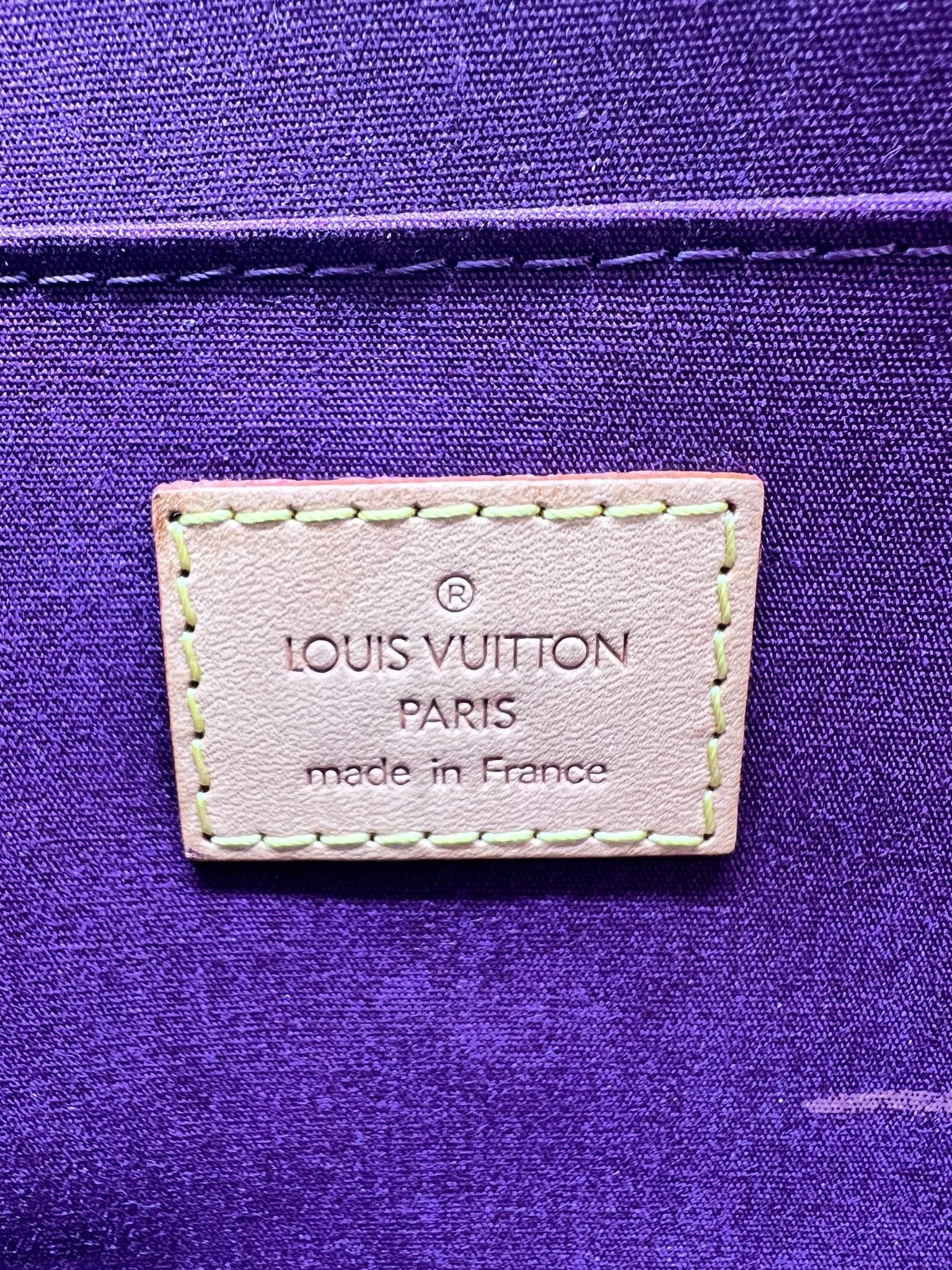 Louis Vuitton Roxbury Dr Monogram Vernis Burgundy - Styles via Sina