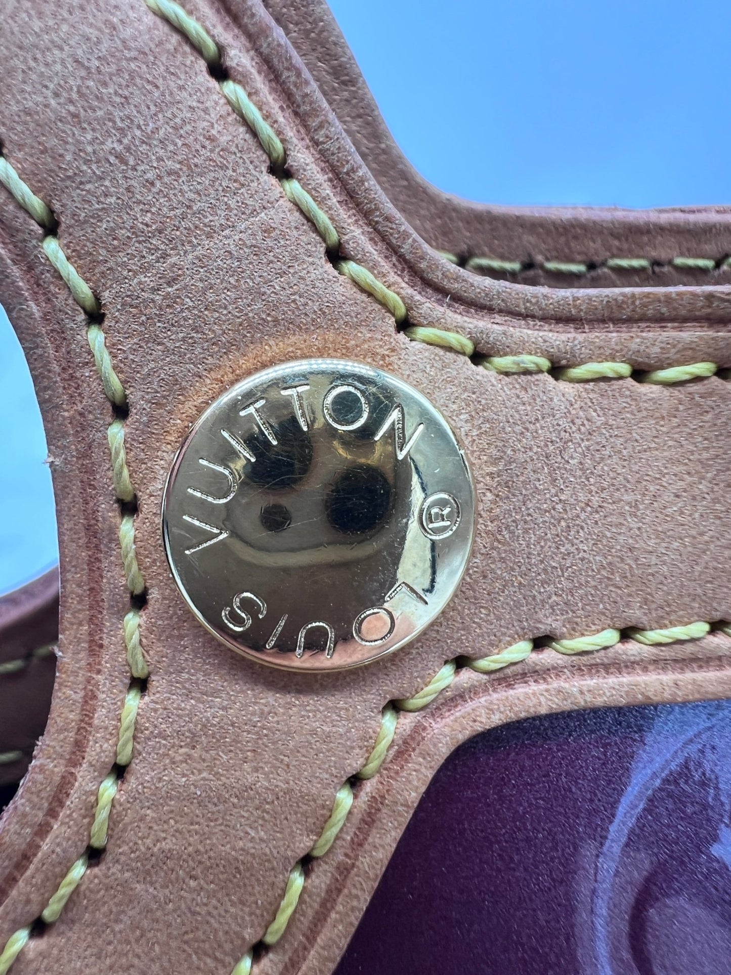 Louis Vuitton Roxbury Dr Monogram Vernis Burgundy - Styles via Sina