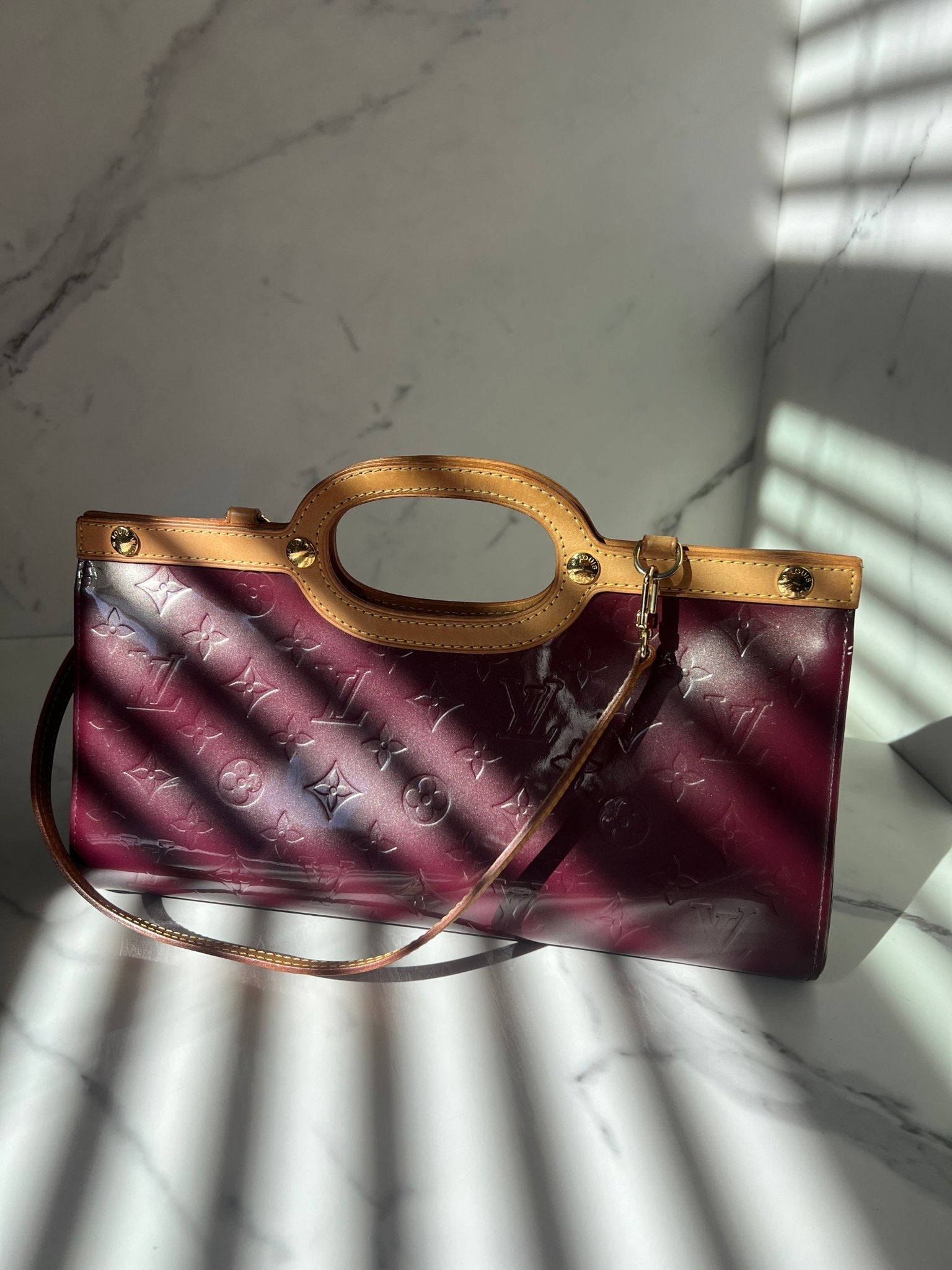 Louis Vuitton Roxbury Dr Monogram Vernis in Burgundy – Styles via Sina