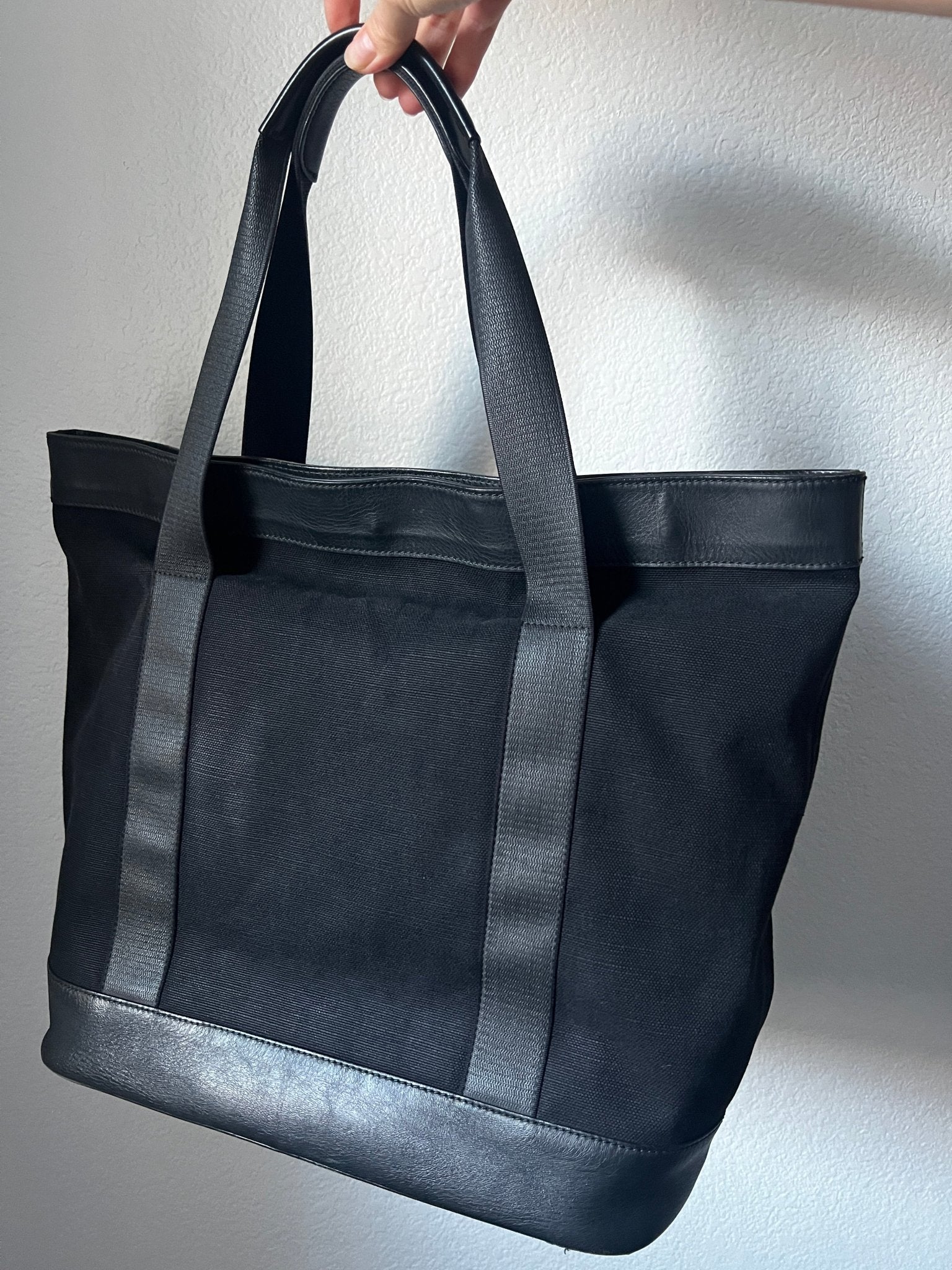 Balenciaga Logo Everyday Canvas Tote Large Black - Styles via Sina