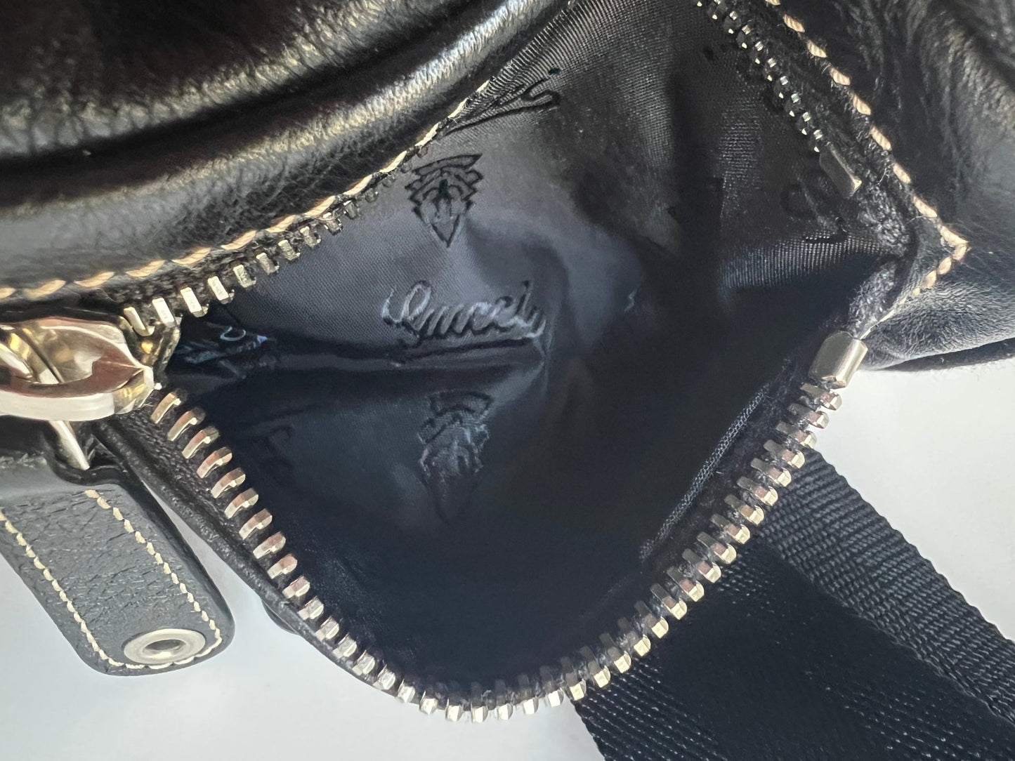 Gucci Crest Hysteria Belt Bag Leather Black - Styles via Sina