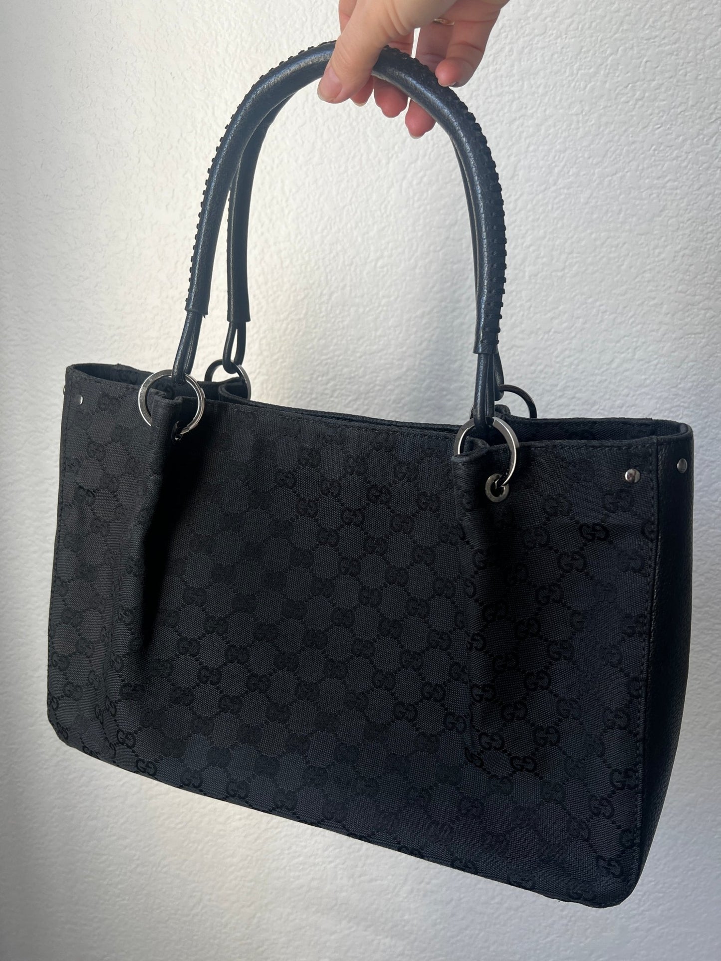 Gucci GG Canvas Tote Black - Styles via Sina