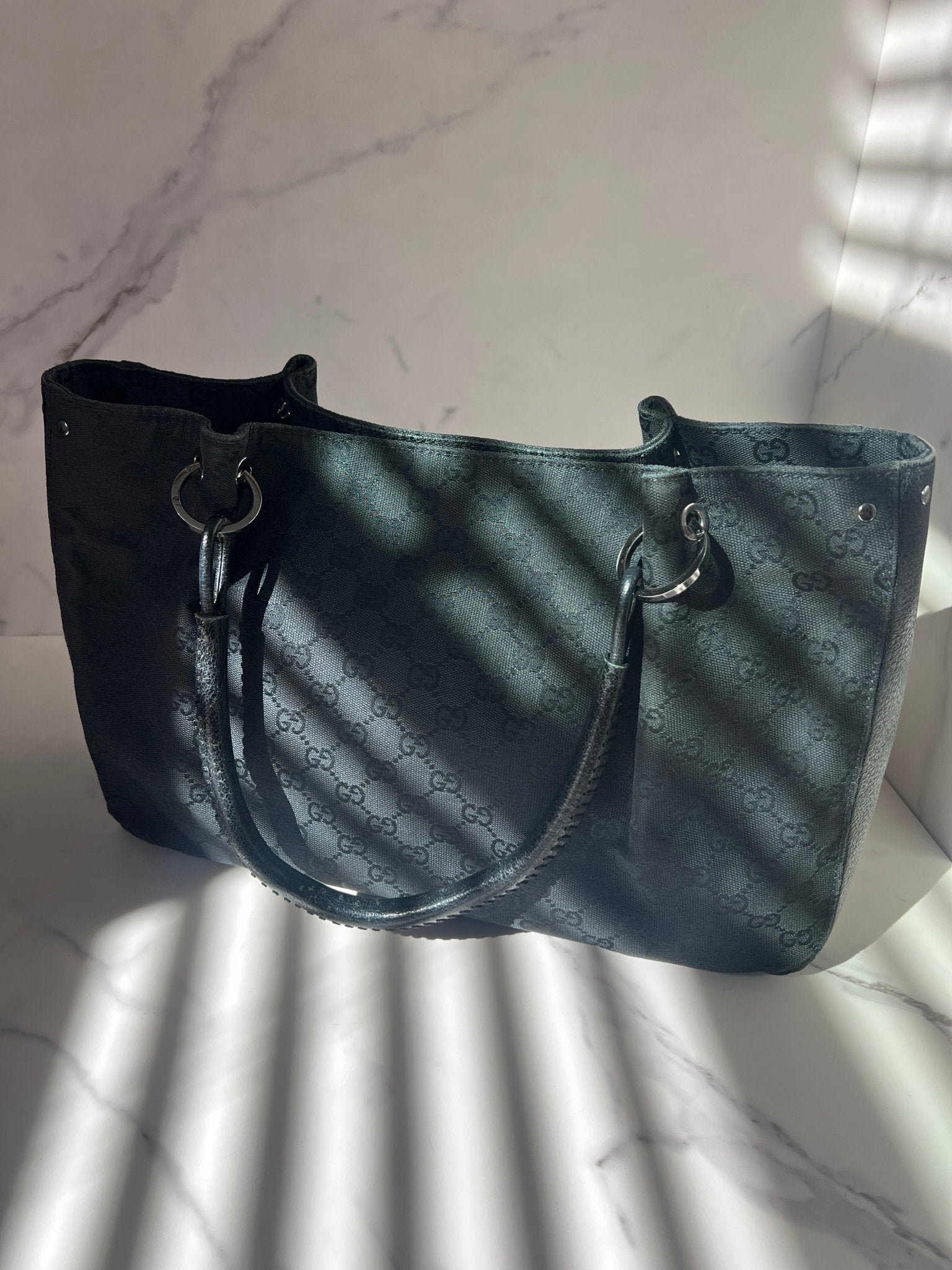 Gucci GG Canvas Tote Black - Styles via Sina