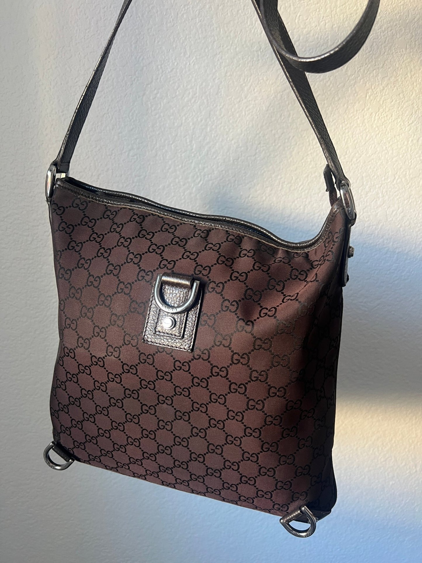 Gucci GG Denim Abbey D - Ring Crossbody Brown - Styles via Sina