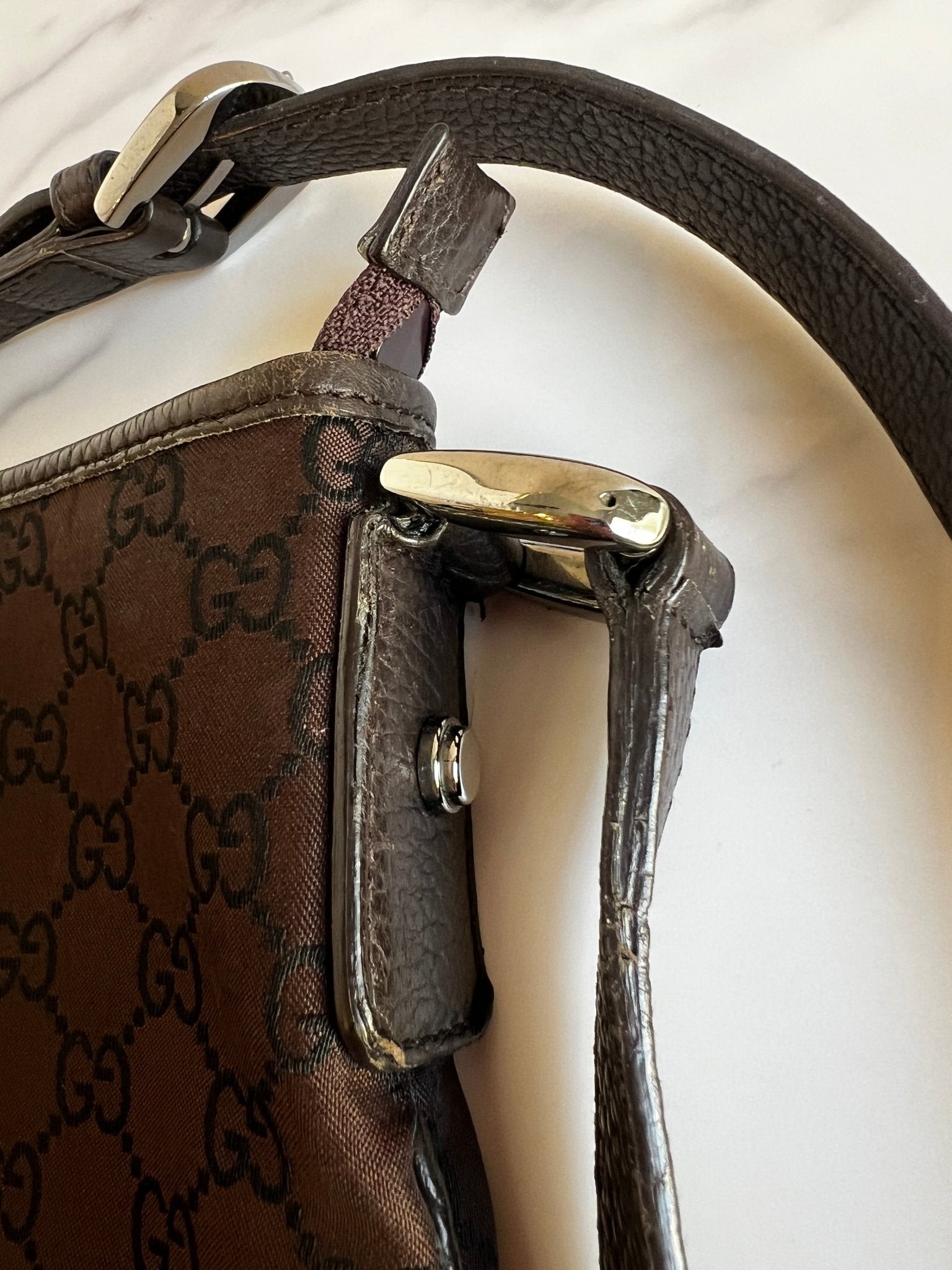 Gucci GG Denim Abbey D - Ring Crossbody Brown - Styles via Sina