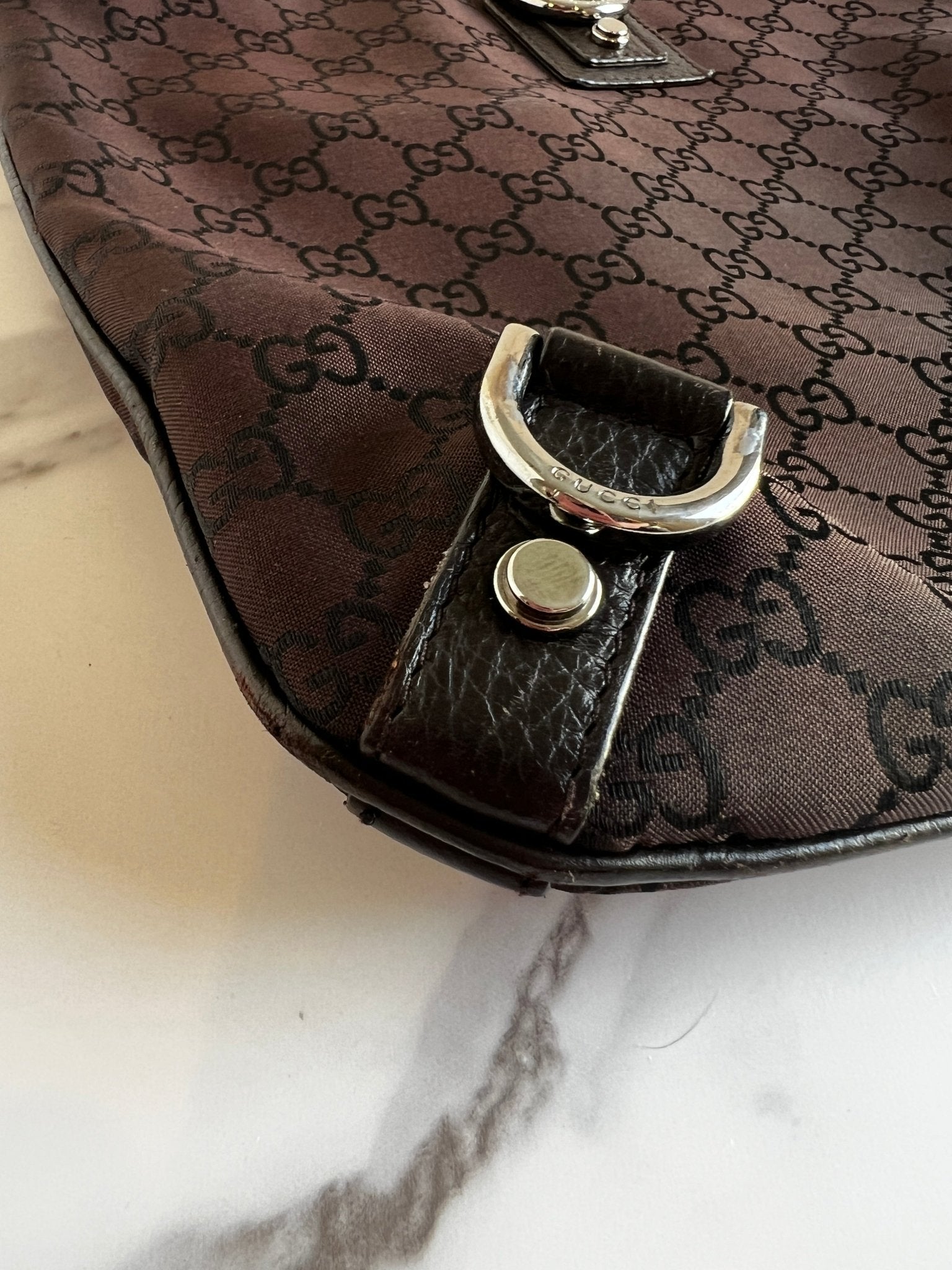 Gucci GG Denim Abbey D - Ring Crossbody Brown - Styles via Sina