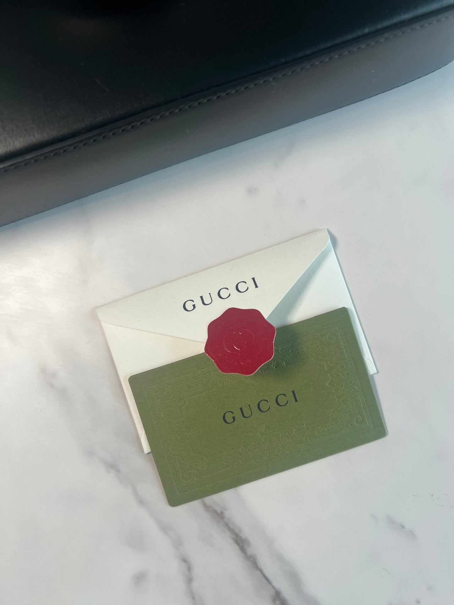 Gucci Petite GG Leather Shoulder Bag Black - Styles via Sina