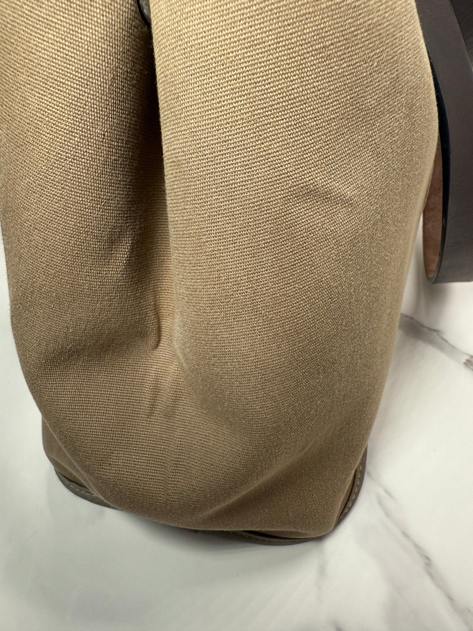 Hermès Cabag Elan PM Canvas Tote Etoupe/Ebene - Styles via Sina