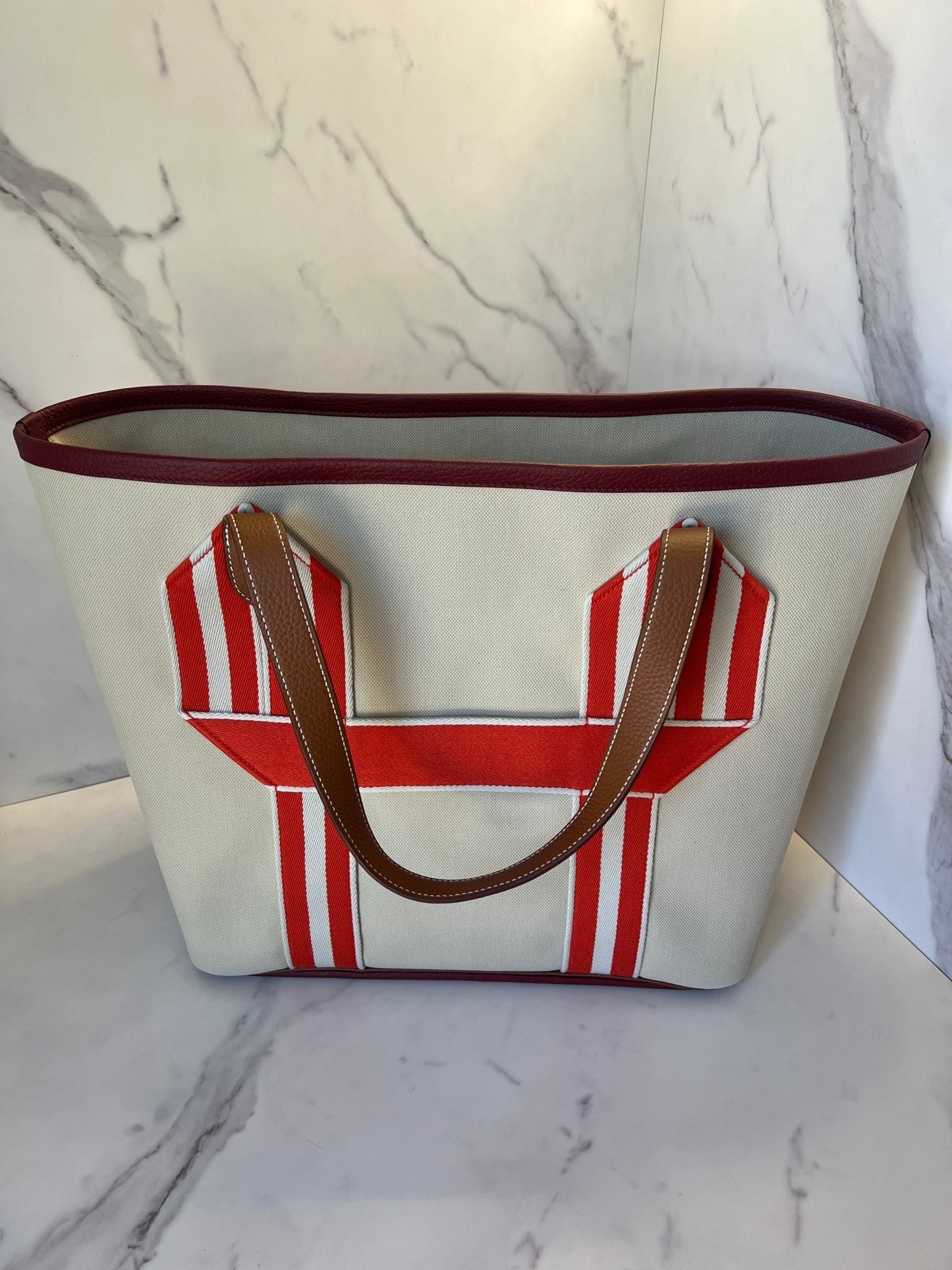 Hermès Pursangle MM Tote Bag - Styles via Sina
