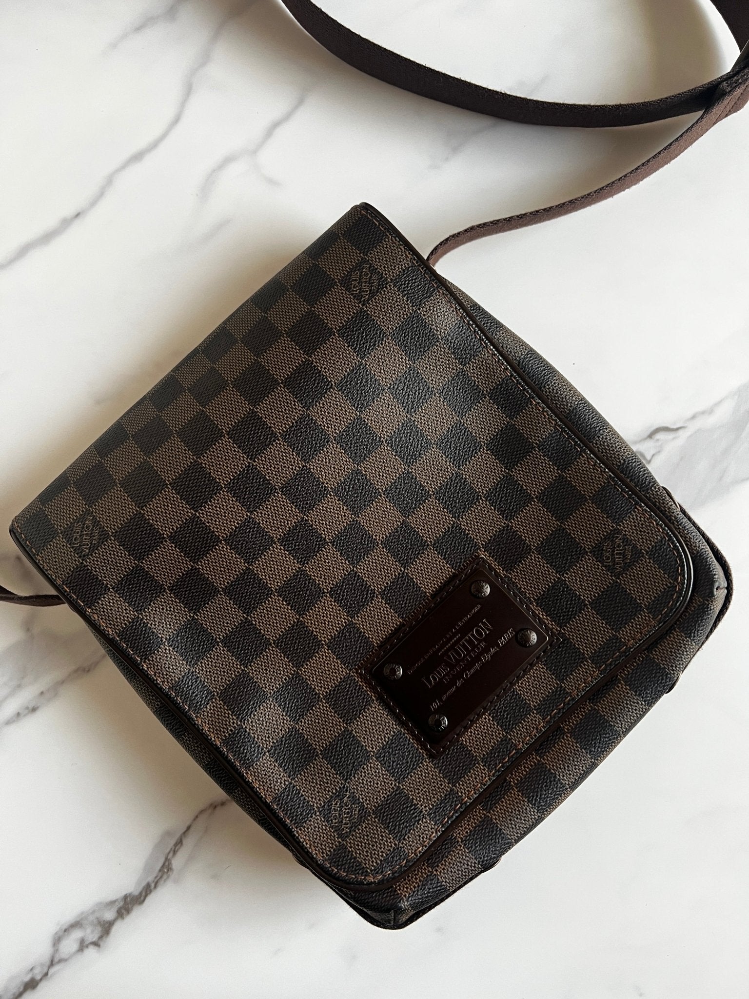 Louis Vuitton Brooklyn MM Damier Ebene Brown - Styles via Sina