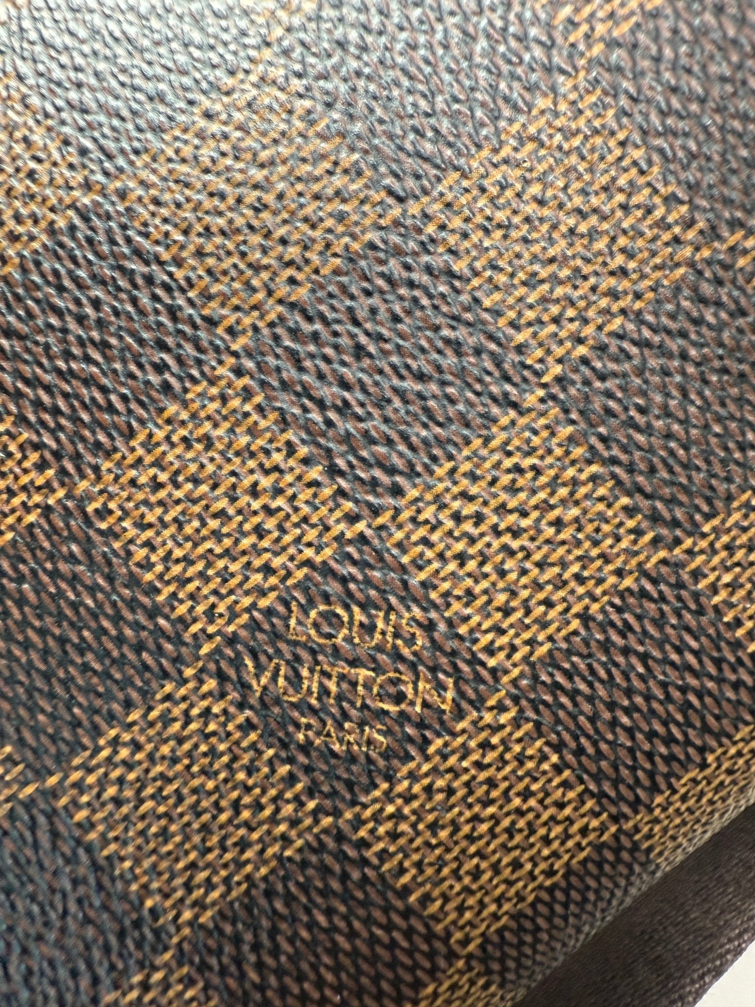 Louis Vuitton Brooklyn MM Damier Ebene Brown - Styles via Sina