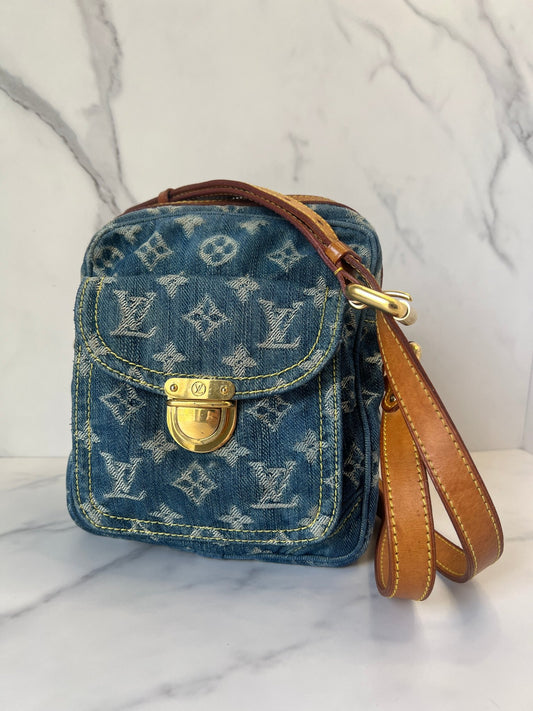 Louis Vuitton Fairfax Pochette Monogram Denim Blue - Styles via Sina