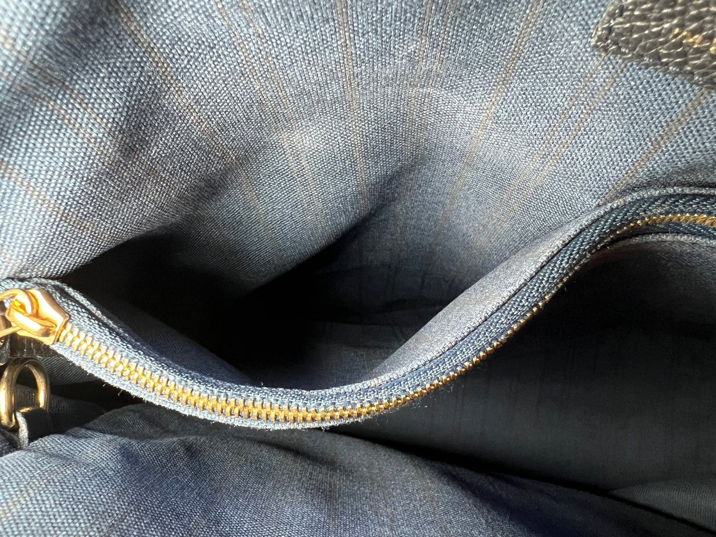 Louis Vuitton Lumineuse PM Monogram Empreinte Blue Infini - Styles via Sina