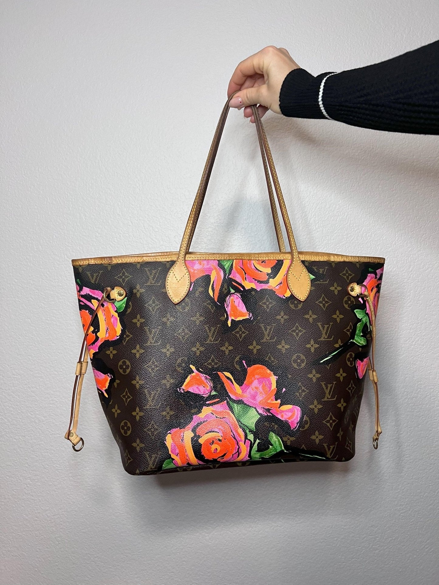 Louis Vuitton Monogram Roses Neverfull MM - Styles via Sina