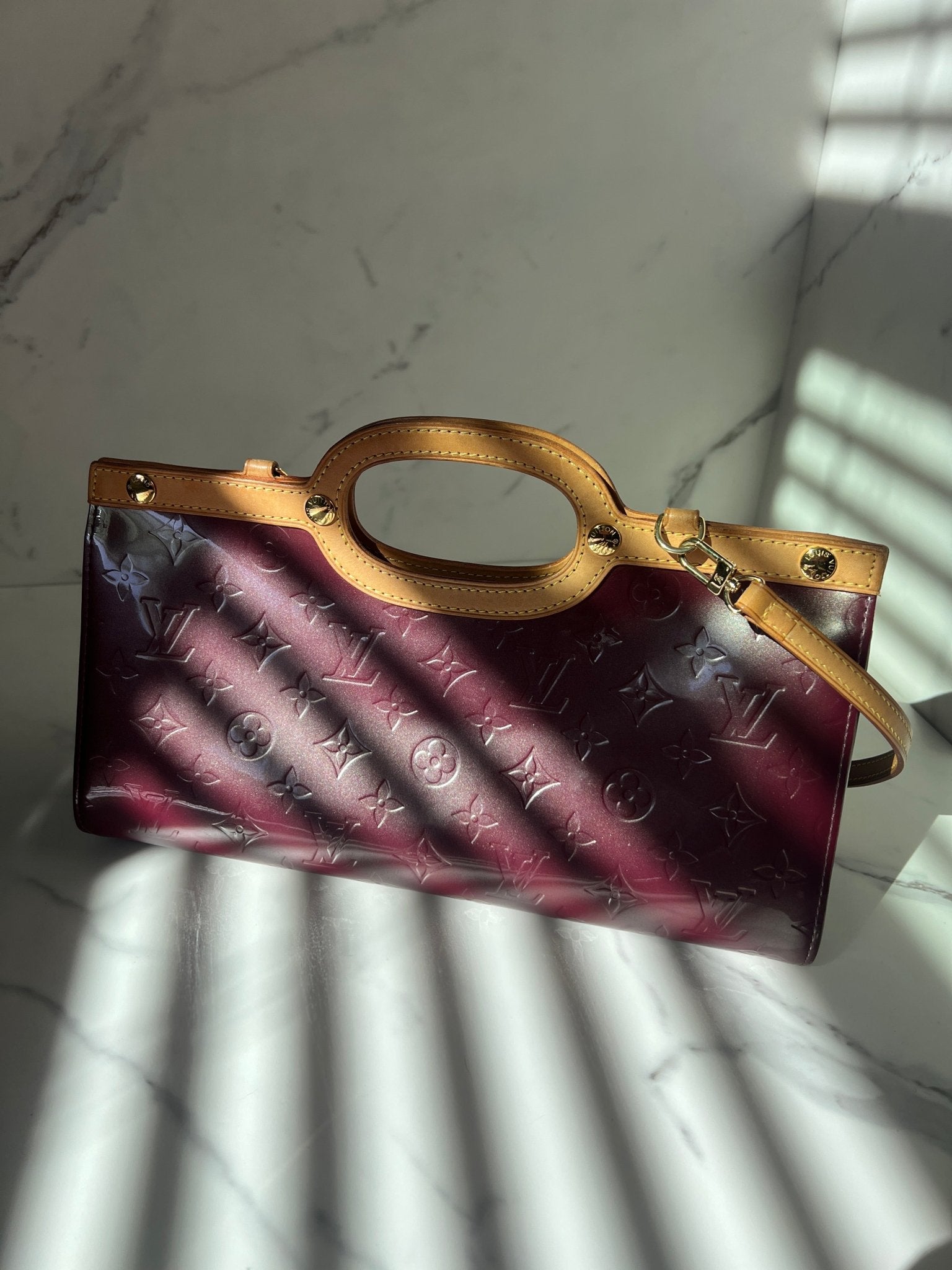 Louis Vuitton Roxbury Dr Monogram Vernis in Burgundy – Styles via Sina