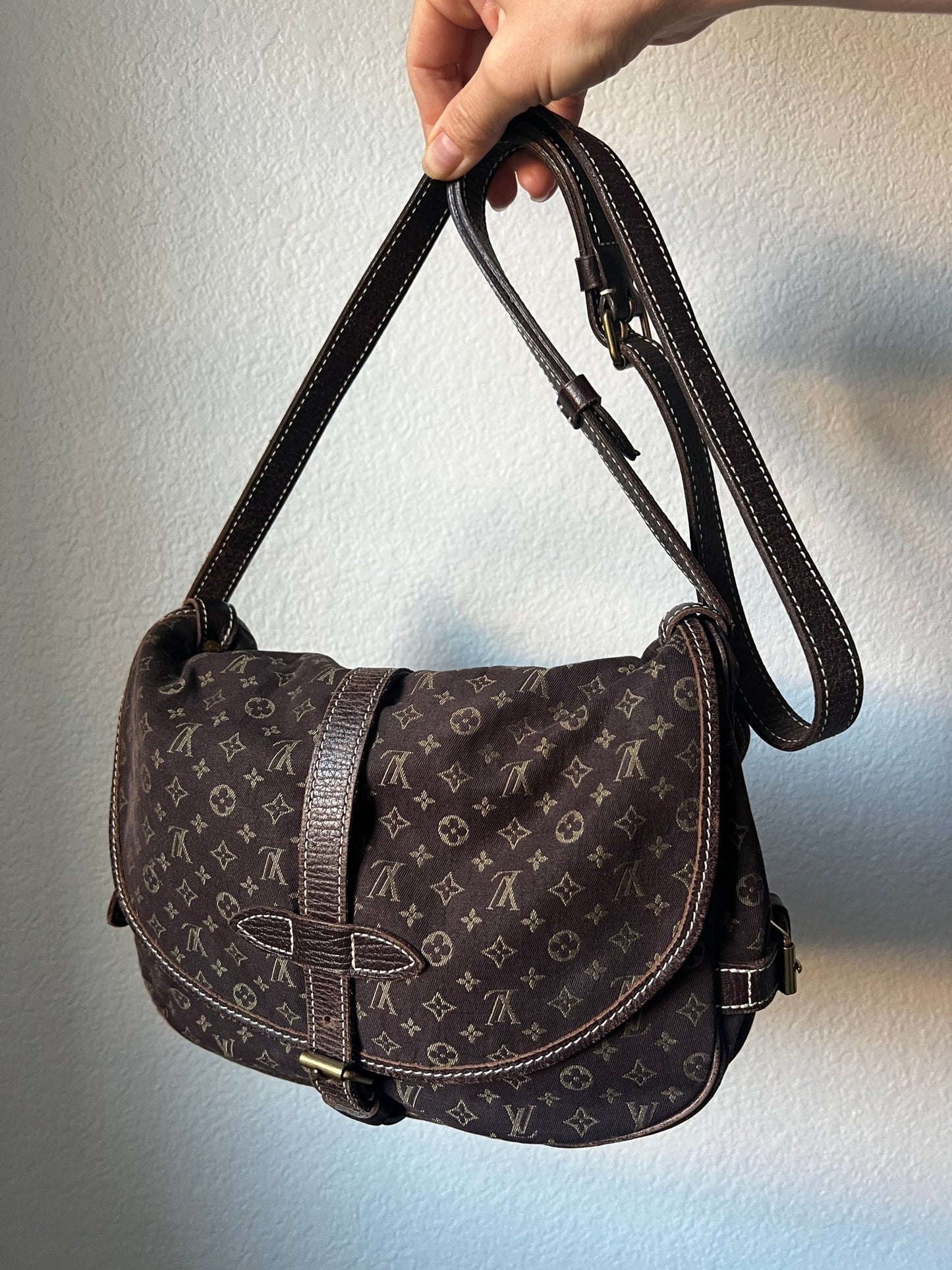 Louis Vuitton Saumur 30 Mini Lin Brown - Styles via Sina