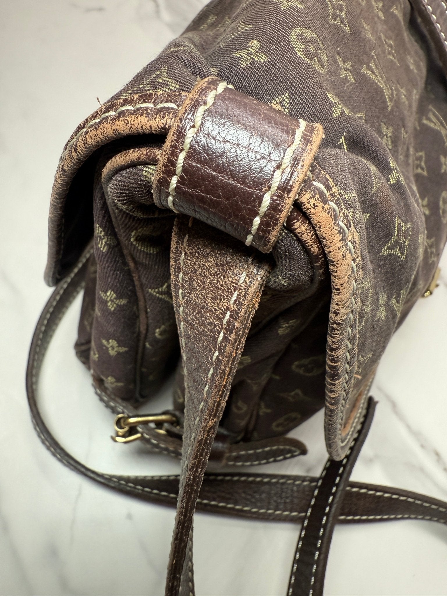 Louis Vuitton Saumur 30 Mini Lin Brown - Styles via Sina