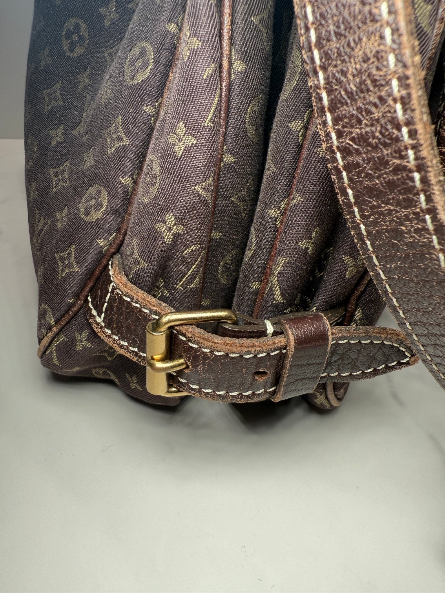 Louis Vuitton Saumur 30 Mini Lin Brown - Styles via Sina