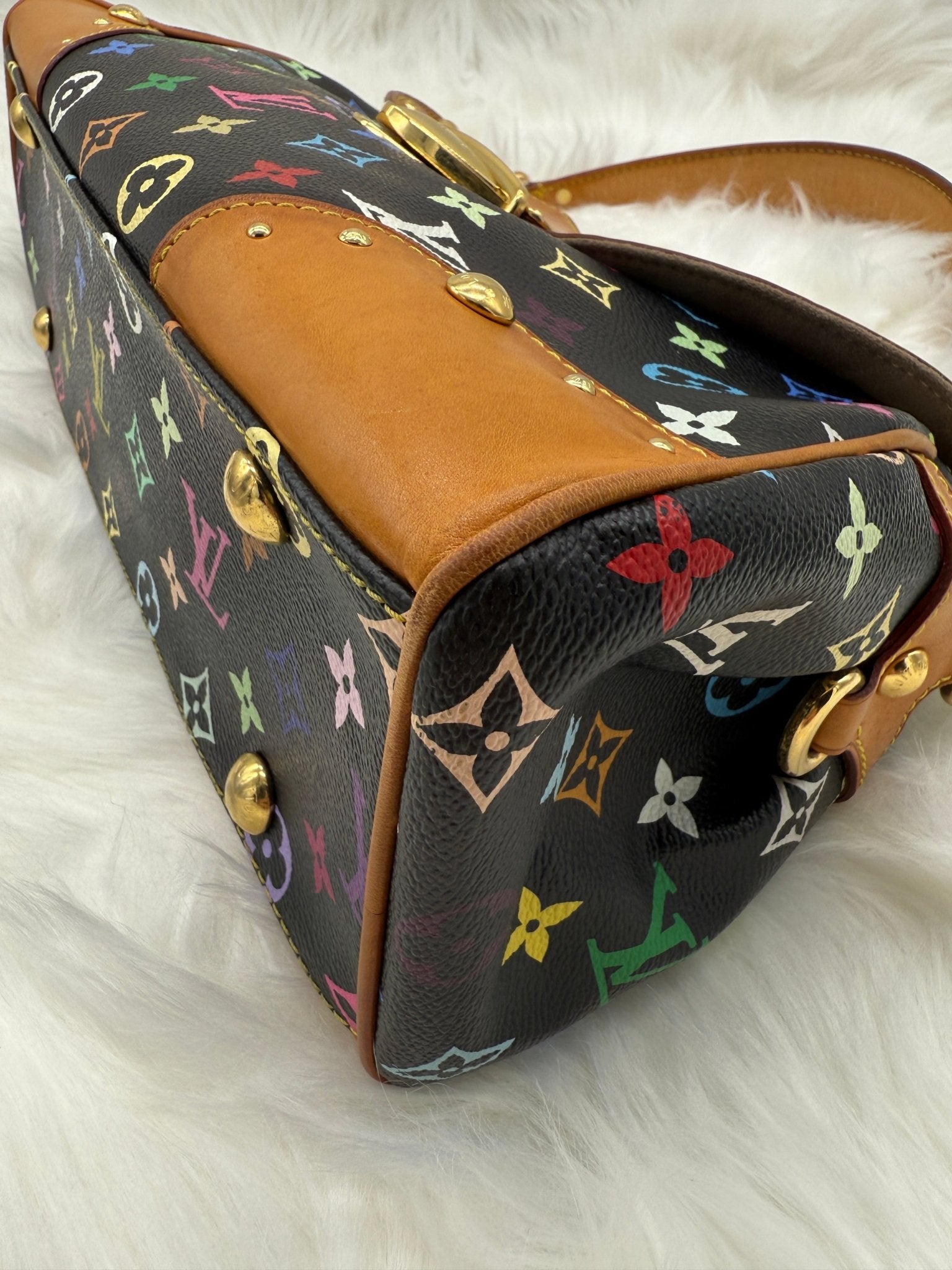 Louis Vuitton x Takashi Murakami Beverly MM Monogram Multicolor in Black - Styles via Sina