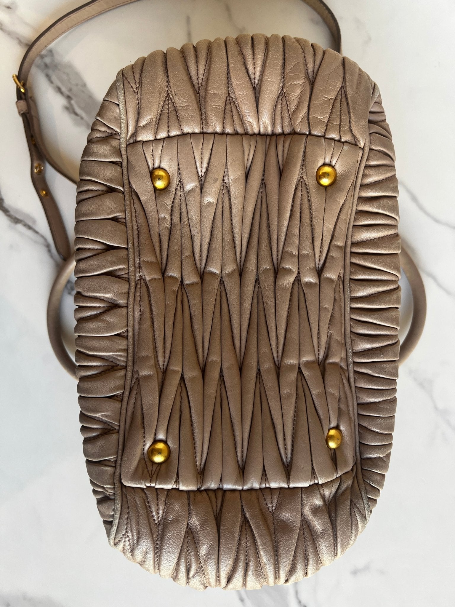 Miu Miu Nappa Matelasse Bowler Bag Beige - Styles via Sina
